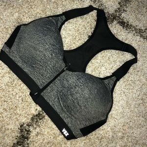 VS Sports Bra 36C